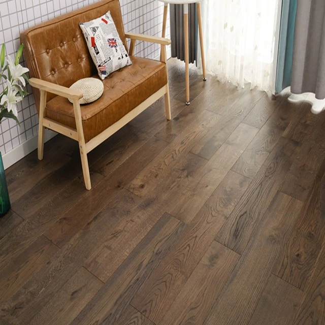 Oak Warna Gelap Lantai Kayu Kejuruteraan